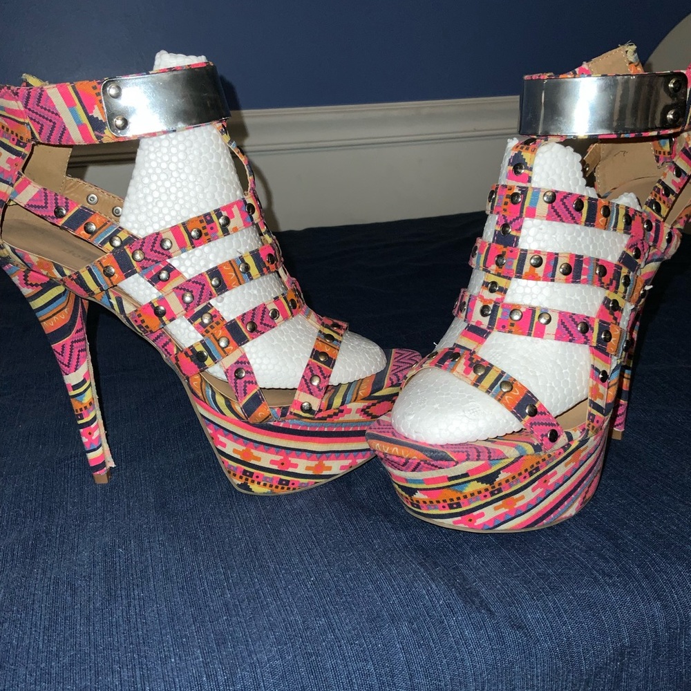 MULTICOLORED HEELS STRAPPY STILETTOS